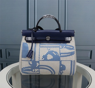 Hermes Handbags 739